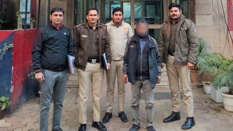 बांग्लादेशियों घुसपैठ कराने वाले गिरोह को पुलिस ने दबोचा, डंकी रूट से कराते थे भारत में एंट्री