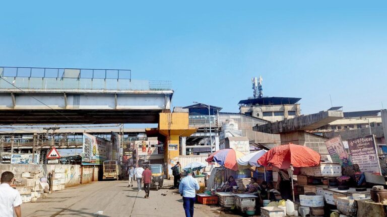 Mumbai: Railway overpasses completed, but BMC delays ramp construction