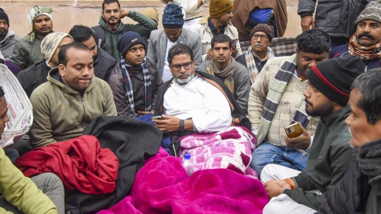 BPSC Protest: अनशन पर बैठे प्रशांत किशोर की 'वैनिटी वैन' पर उठे सवाल, जानिए क्या कहा?