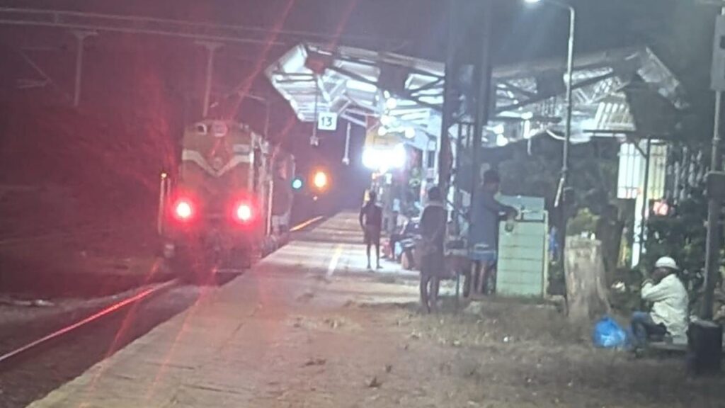 Mumbai: Services on Konkan Railway route hit after overhead wire snag
